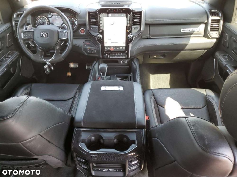 RAM 1500 - 8