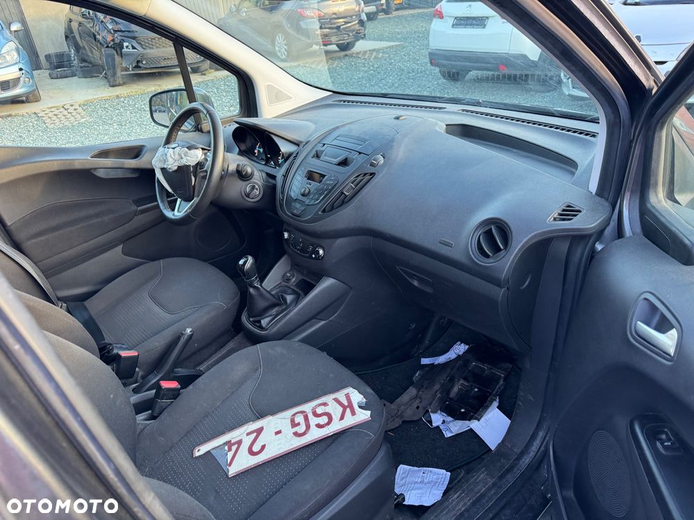 Ford Transit Courier - 7