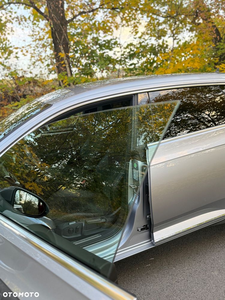 Volkswagen Arteon 2.0 TSI R-Line DSG - 18