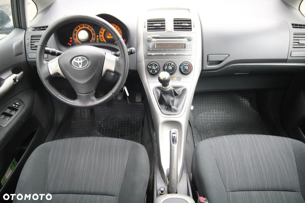 Toyota Auris 1.6 VVT-i Luna - 9