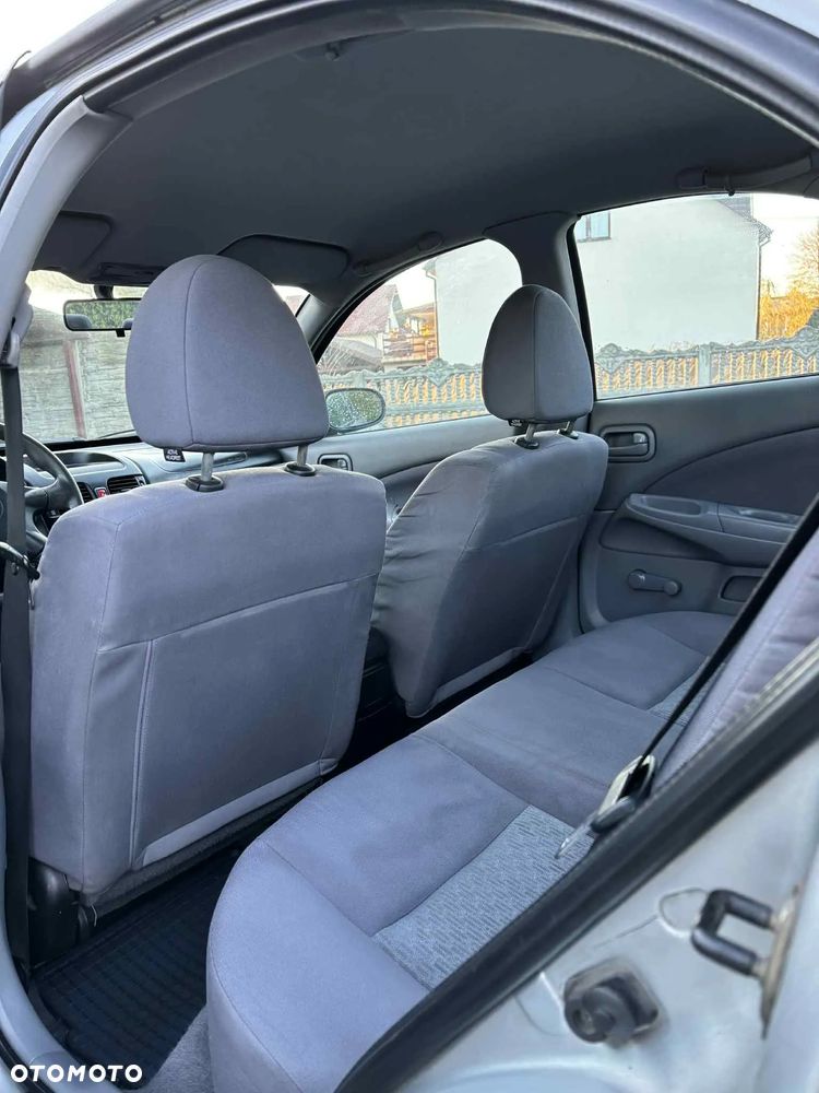 Nissan Almera II 1.5 Visia - 8