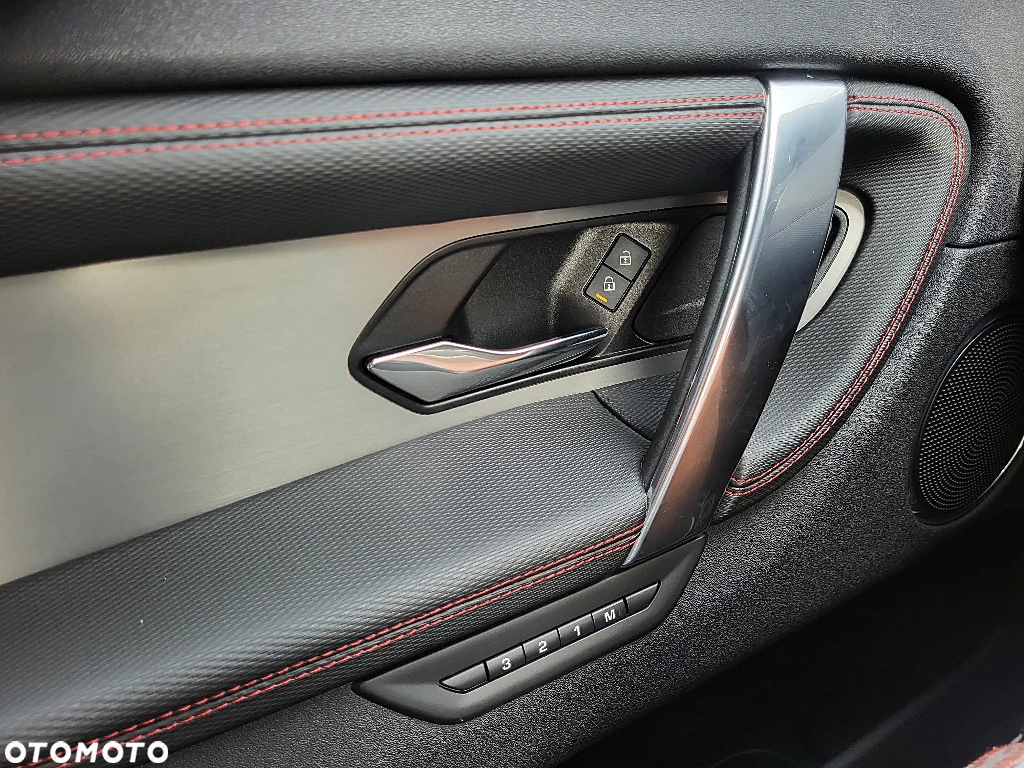 Land Rover Discovery Sport P200 R-Dynamic S - 20
