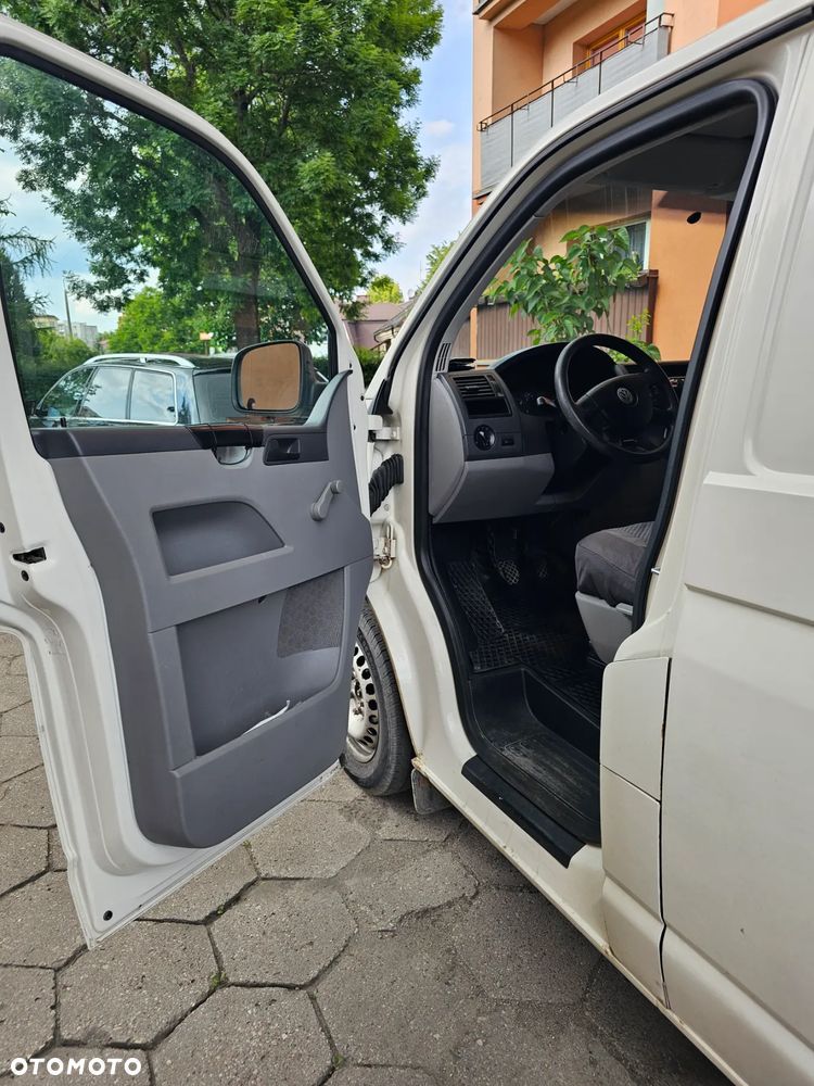 Volkswagen Transporter T5 TDI L1H1 - 7