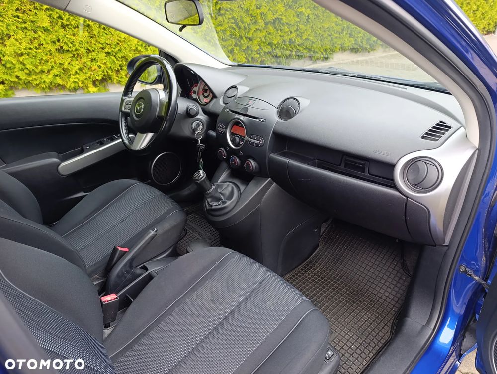 Mazda 2 1.3 Exclusive - 15