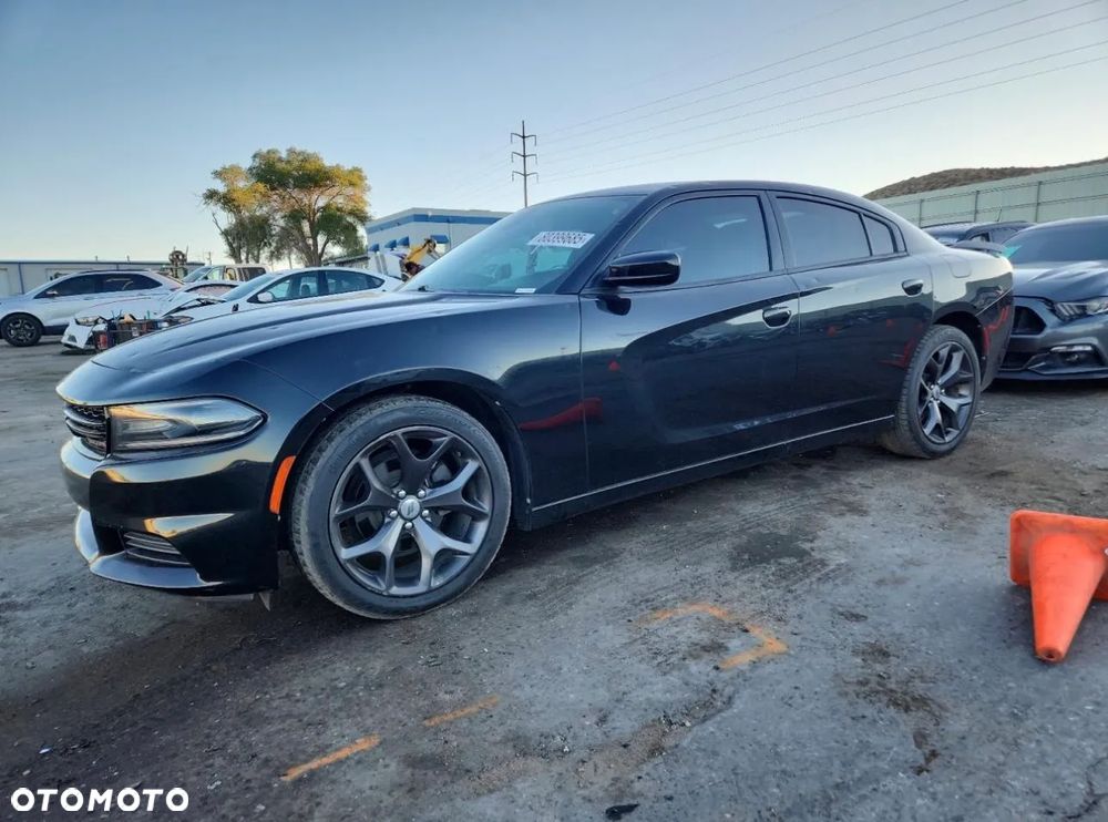 Dodge Charger - 4