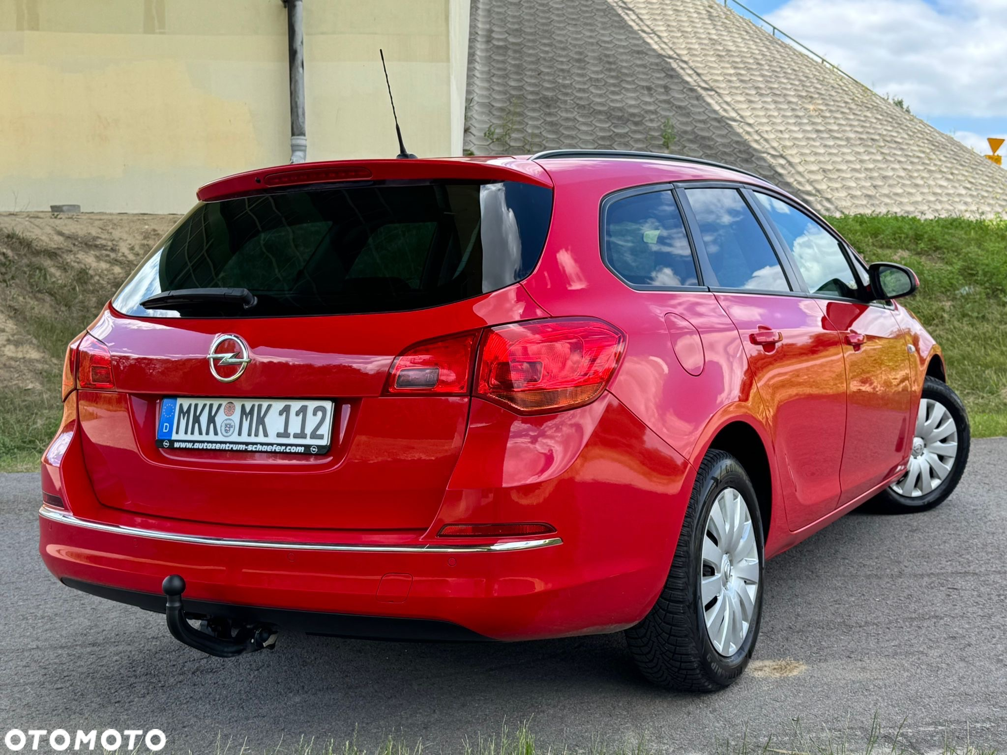 Opel Astra 1.6 Sports Tourer Innovation - 4