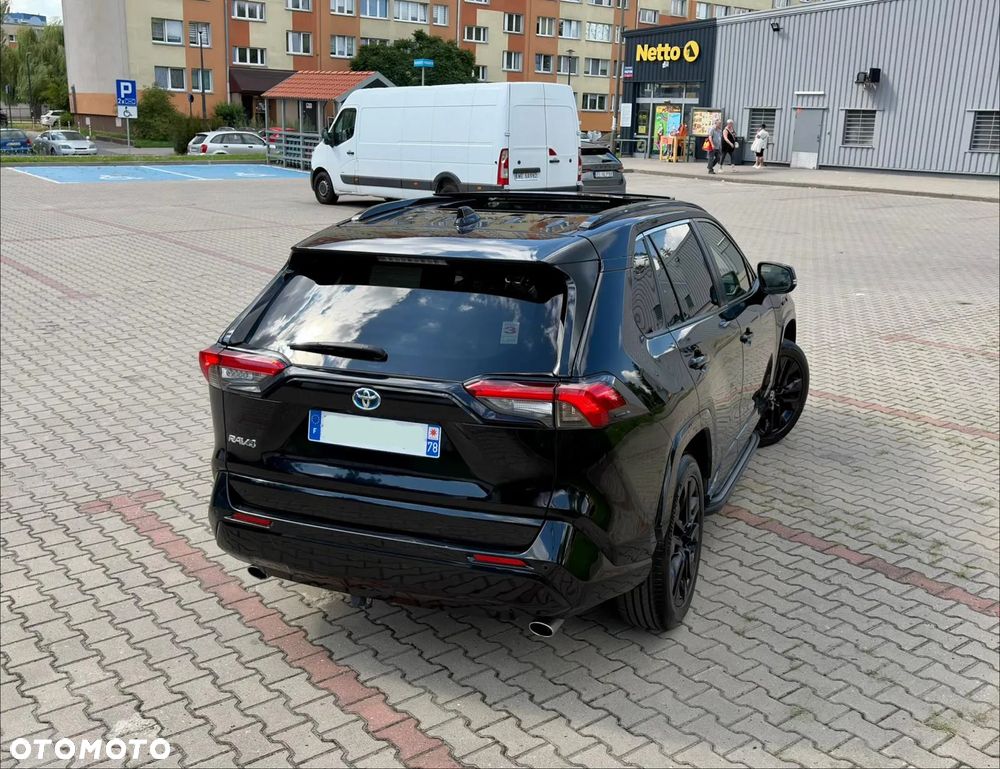 Toyota RAV4 2.5 Hybrid Black Edition by JBL 4x4 - 12