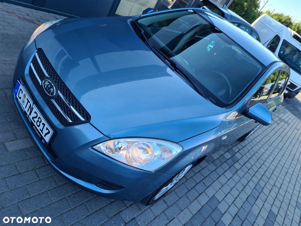 Kia Ceed 1.4 CVVT Attract - 2