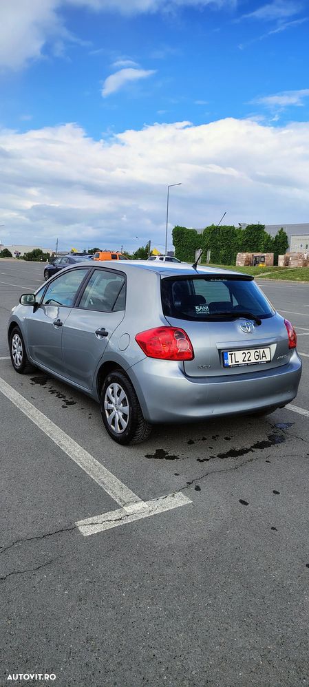 Toyota Auris 1.3 Dual VVT-i Terra - 3