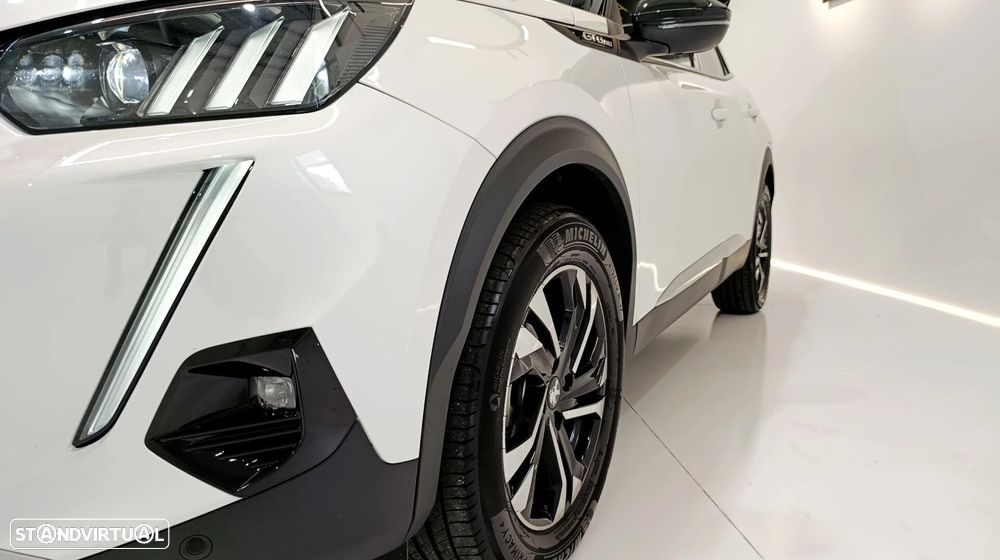 Peugeot 2008 1.2 PureTech GT Line EAT8 - 24