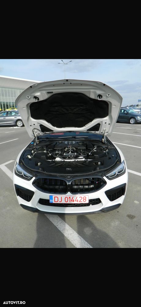 BMW M8 Competition - 18