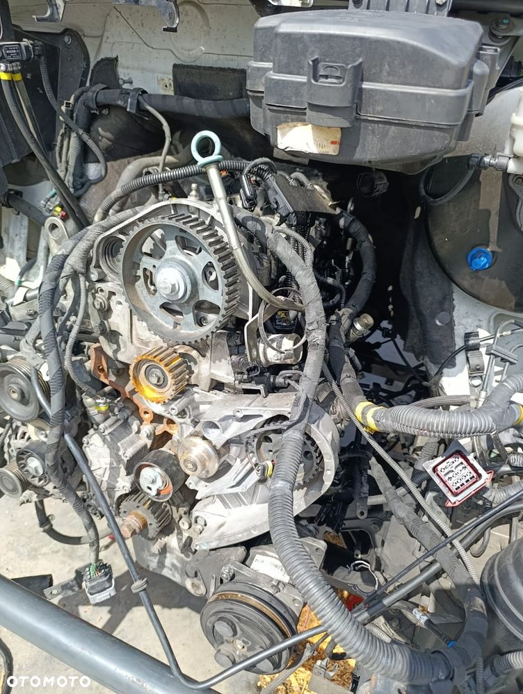 Iveco Daily Silnik 2.3 Euro 6 Na części Turbina Blok Głowica Części - 4