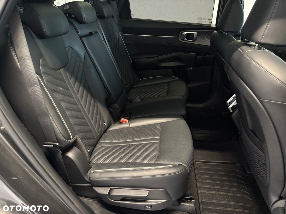 Kia Sorento - 14
