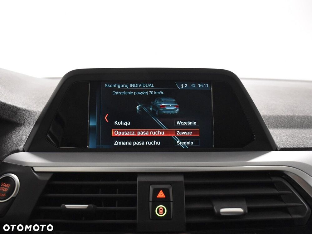 BMW X3 xDrive20i GPF Advantage - 24