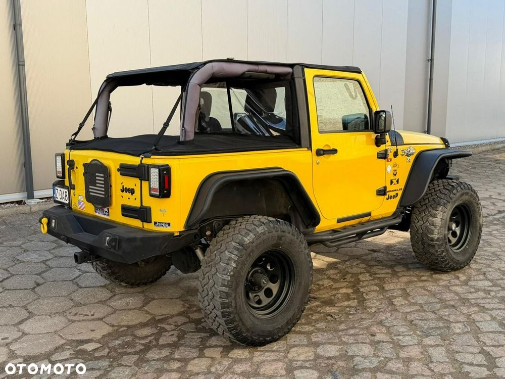 Jeep Wrangler - 5