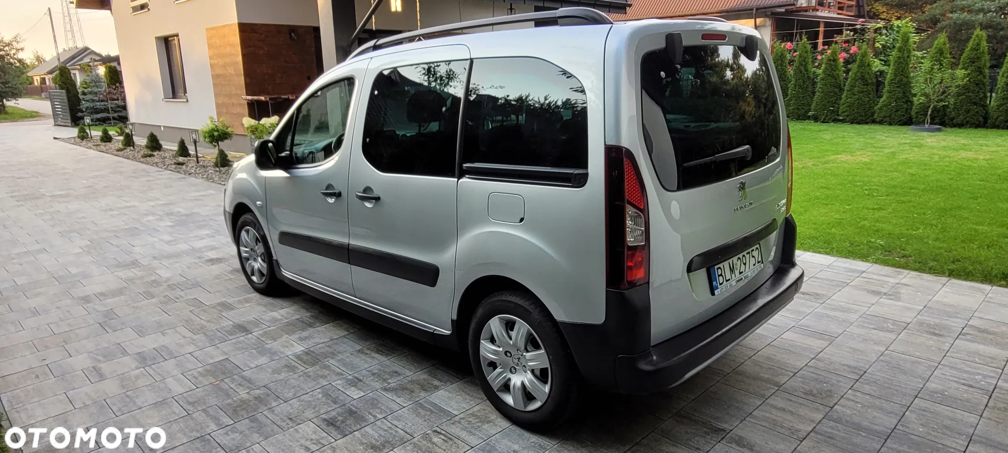 Peugeot Partner 1.6 BlueHDi Outdoor S&S - 17