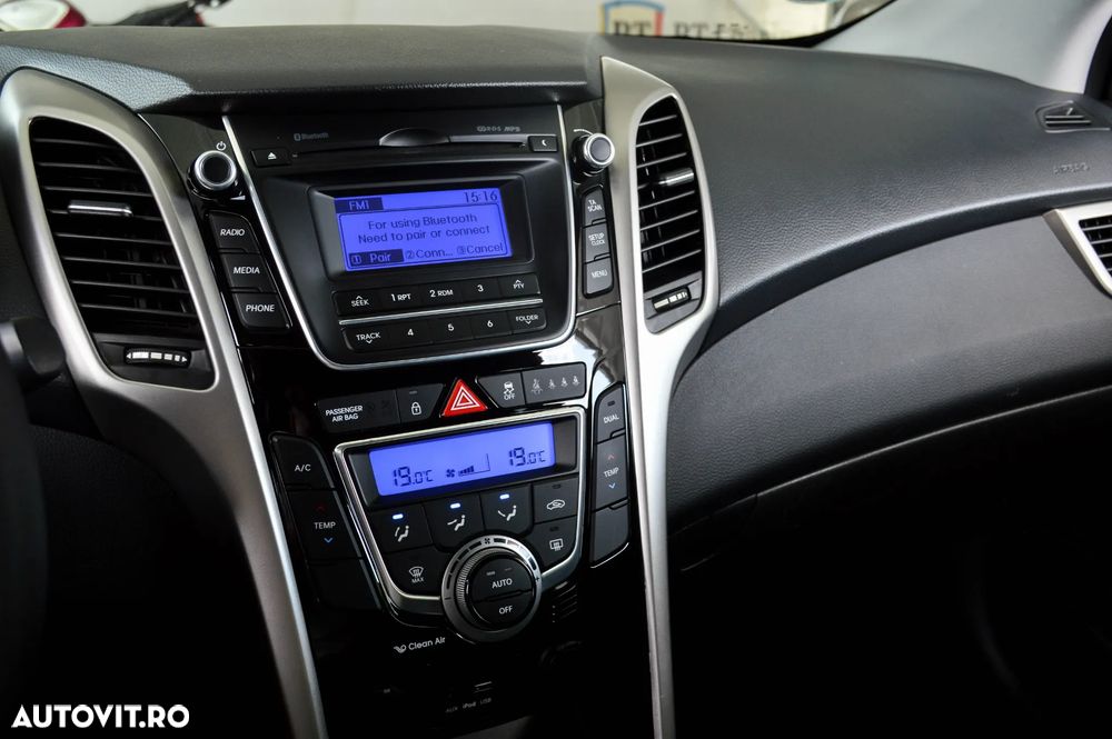 Hyundai i30 1.4 CRDi DPF 5DR Comfort - 12