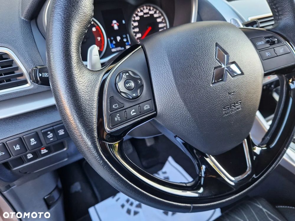 Mitsubishi Eclipse Cross - 29