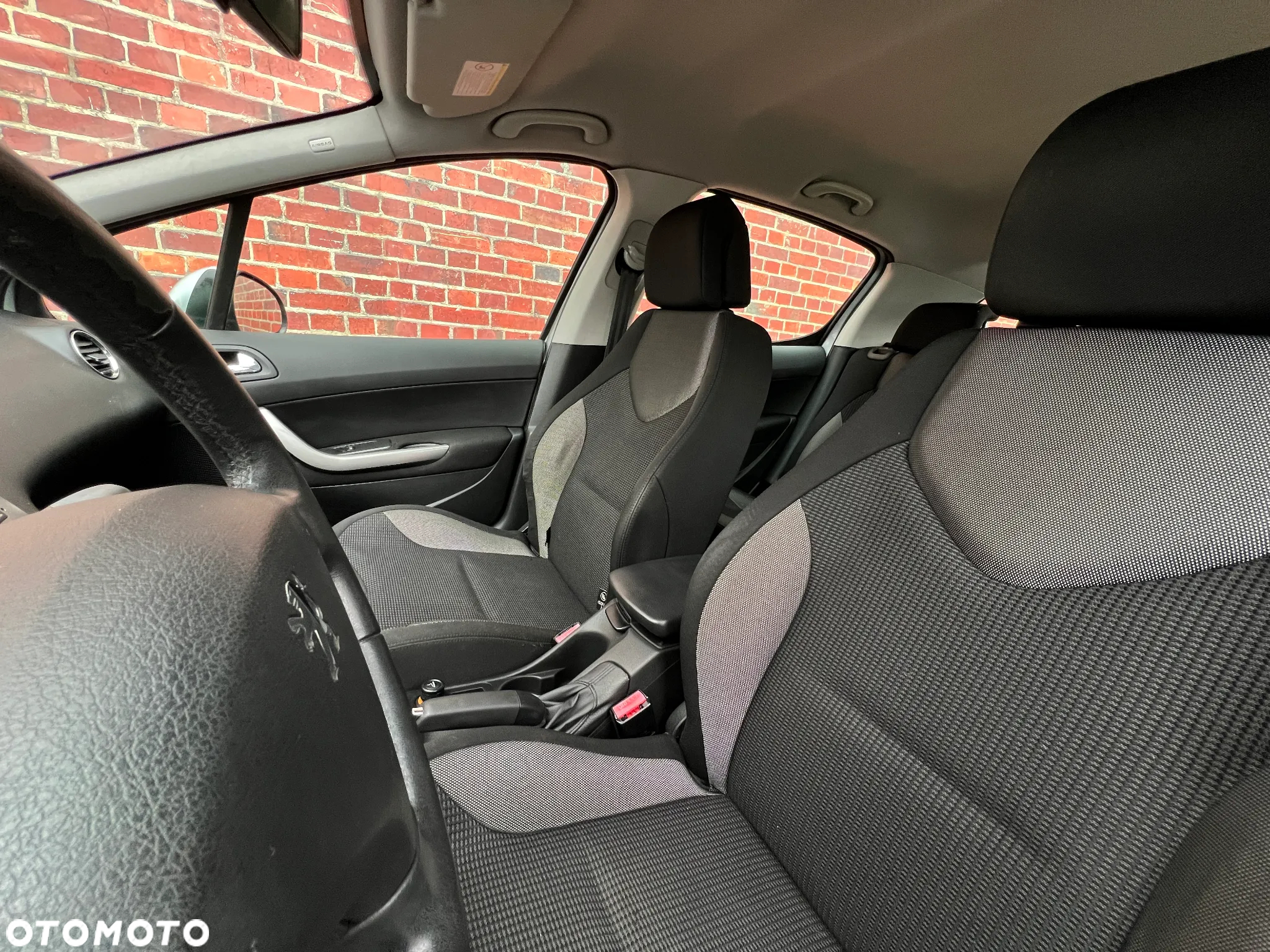 Peugeot 308 - 13