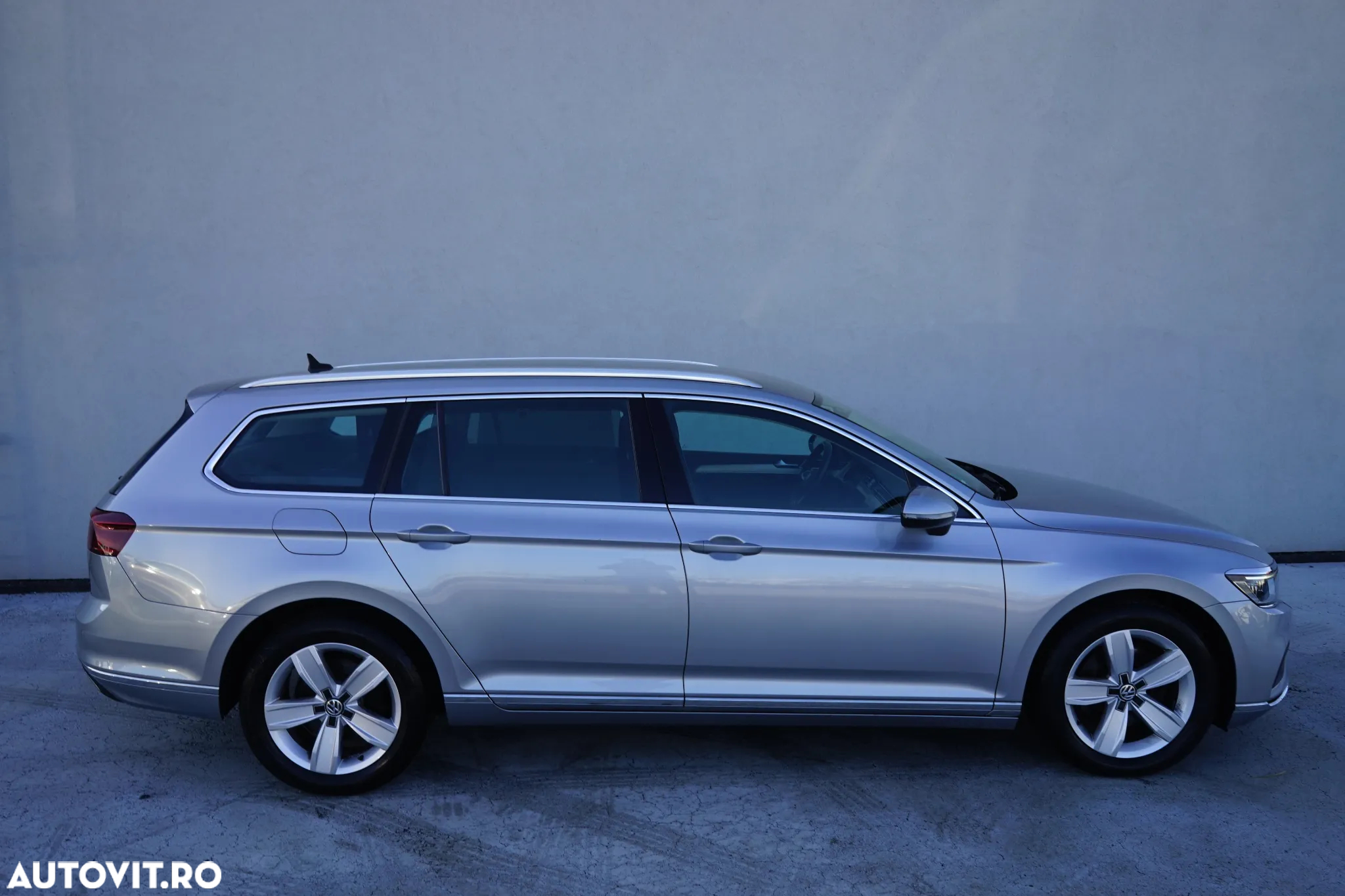 Volkswagen Passat Variant 2.0 TDI DSG Highline - 7