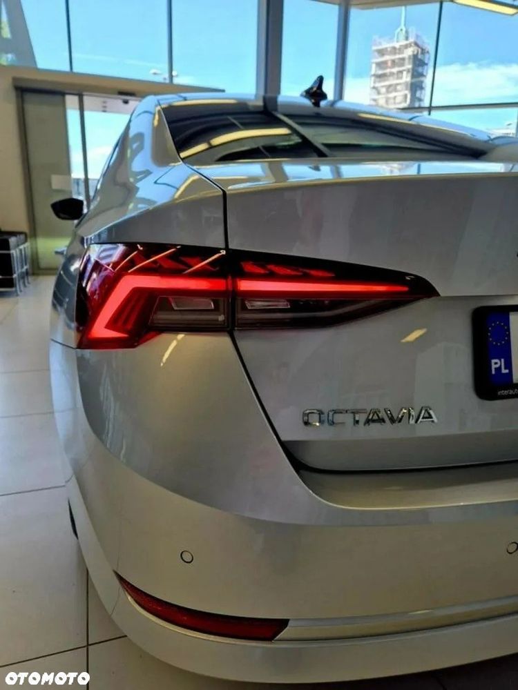 Skoda Octavia 1.5 TSI ACT Ambition - 12