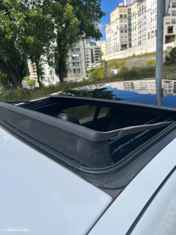 Jaguar XE 2.0 D R-Sport Aut. - 6
