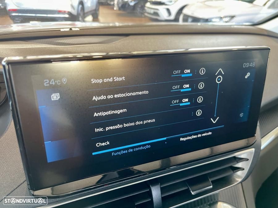 Peugeot 3008 1.2 PureTech Active Pack - 21