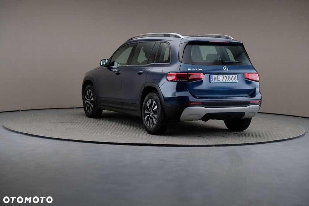 Mercedes-Benz GLB - 2