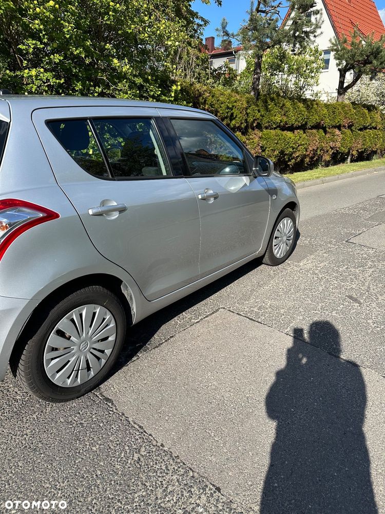 Suzuki Swift - 2