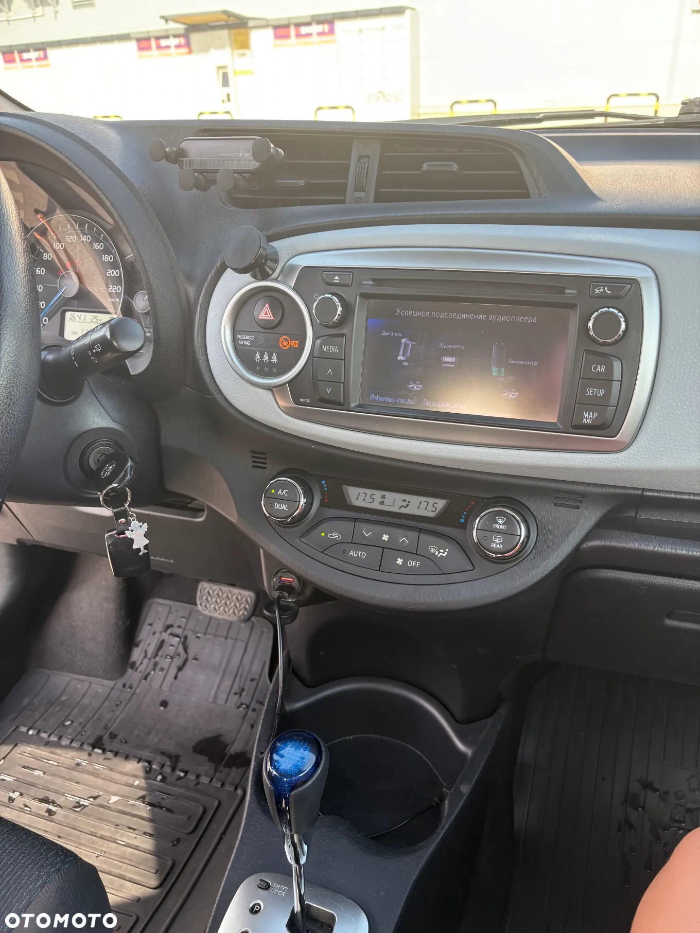 Toyota Yaris - 10