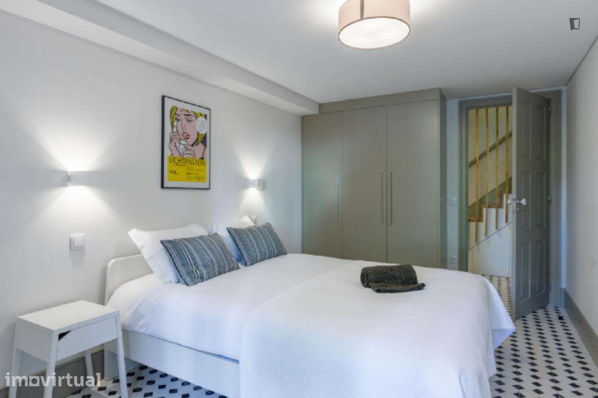Apartamento com 2 quartos - localizado em Cedofeita Porto - Grande imagem: 4/7