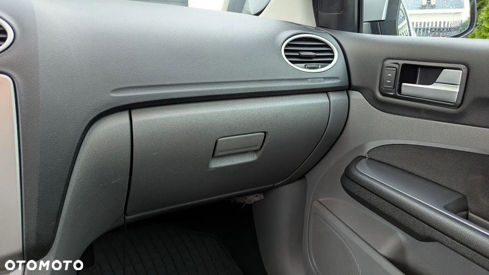 Ford Focus - 17
