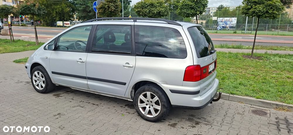 Volkswagen Sharan 1.9 TDI Comfortline - 2