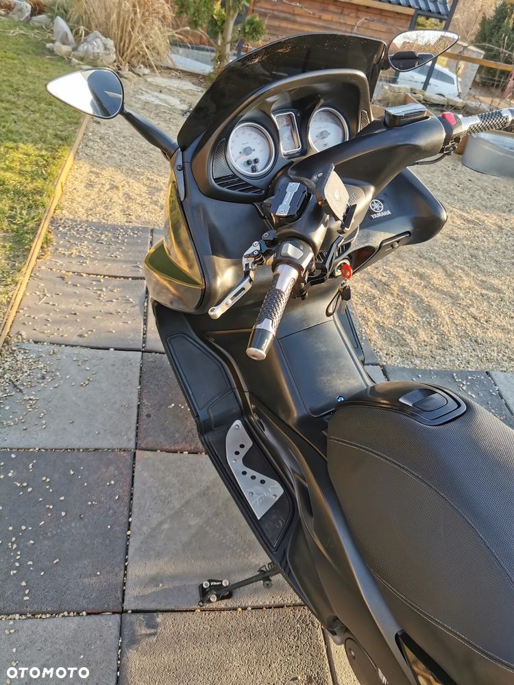Yamaha Tmax - 7