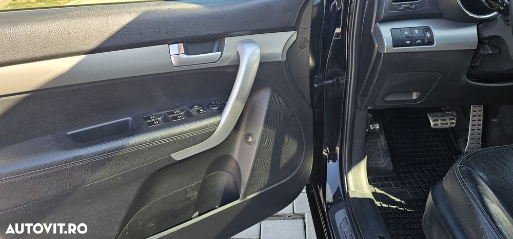 Kia Sorento 2.2 DSL 4x4 Aut. Executive - 15