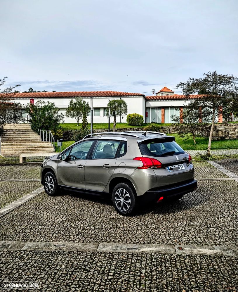 Peugeot 2008 1.2 PureTech Active - 29