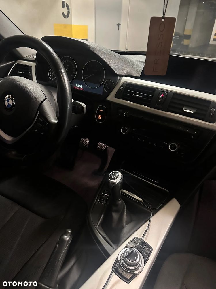 BMW Seria 3 320d Efficient Dynamics Edition - 8