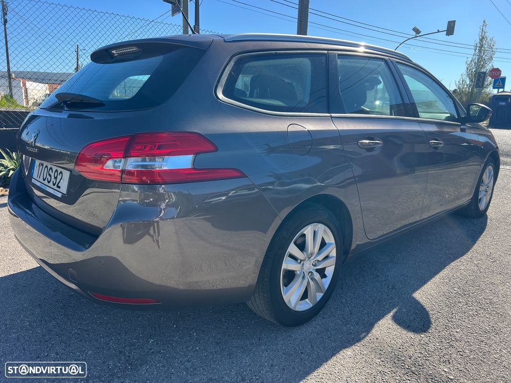 Peugeot 308 SW 1.2 PureTech Style - 15