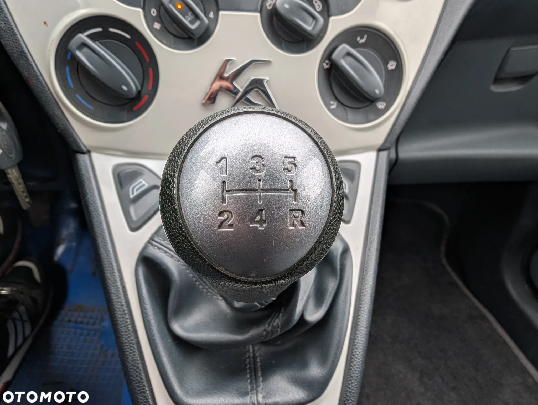 Ford KA 1.2 Ambiente - 10