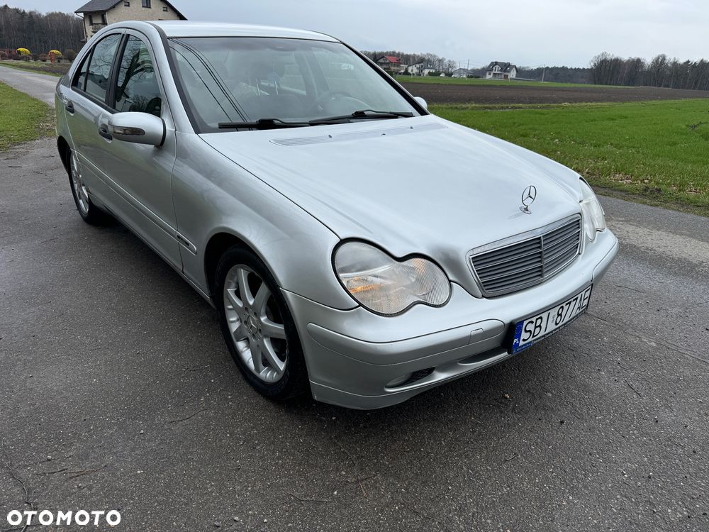 Mercedes-Benz Klasa C 200 CDI Classic - 3