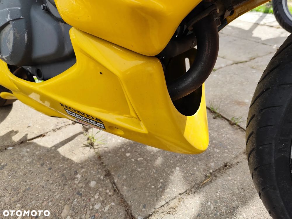 Honda VTR - 17