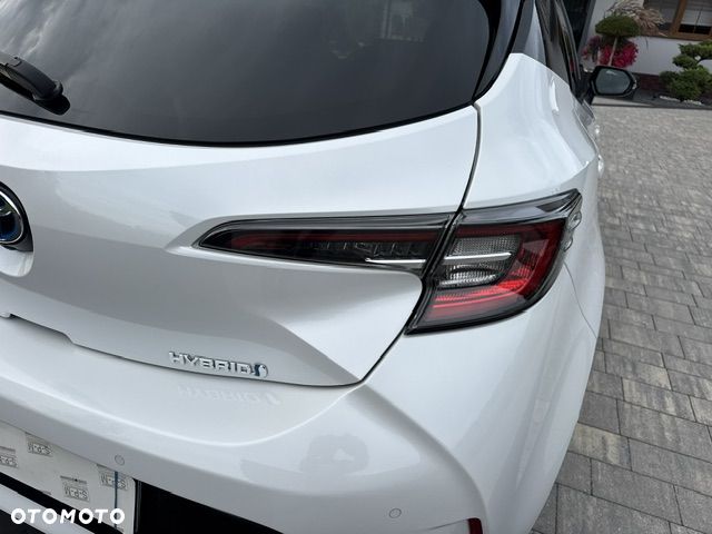 Toyota Corolla - 32