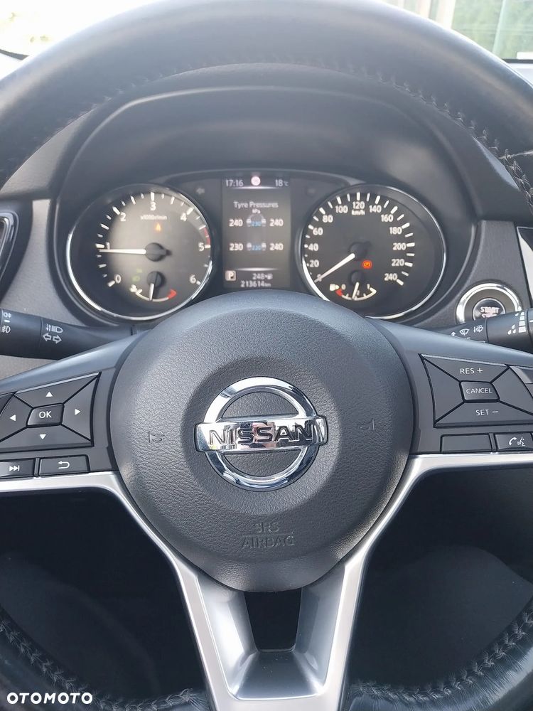 Nissan X-Trail 2.0 dCi Tekna 4WD Xtronic - 22