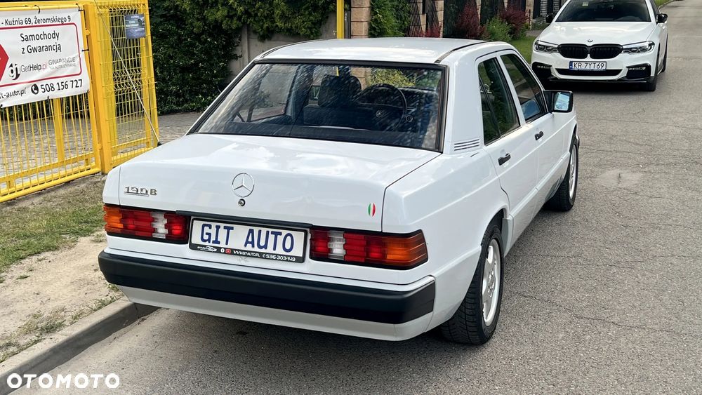 Mercedes-Benz W201 (190) - 17