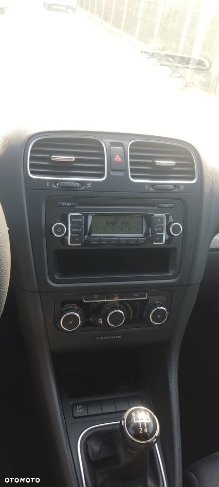 Volkswagen Golf 1.4 Team - 15