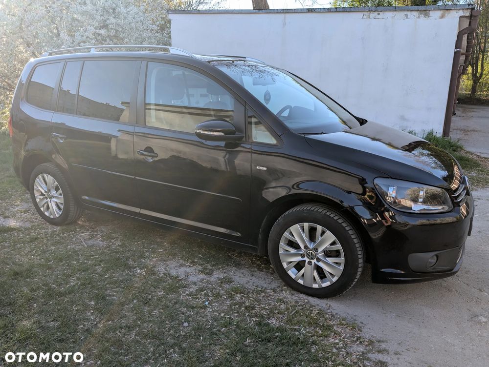 Volkswagen Touran 1.6 TDI DPF BlueMot Comfortline - 2