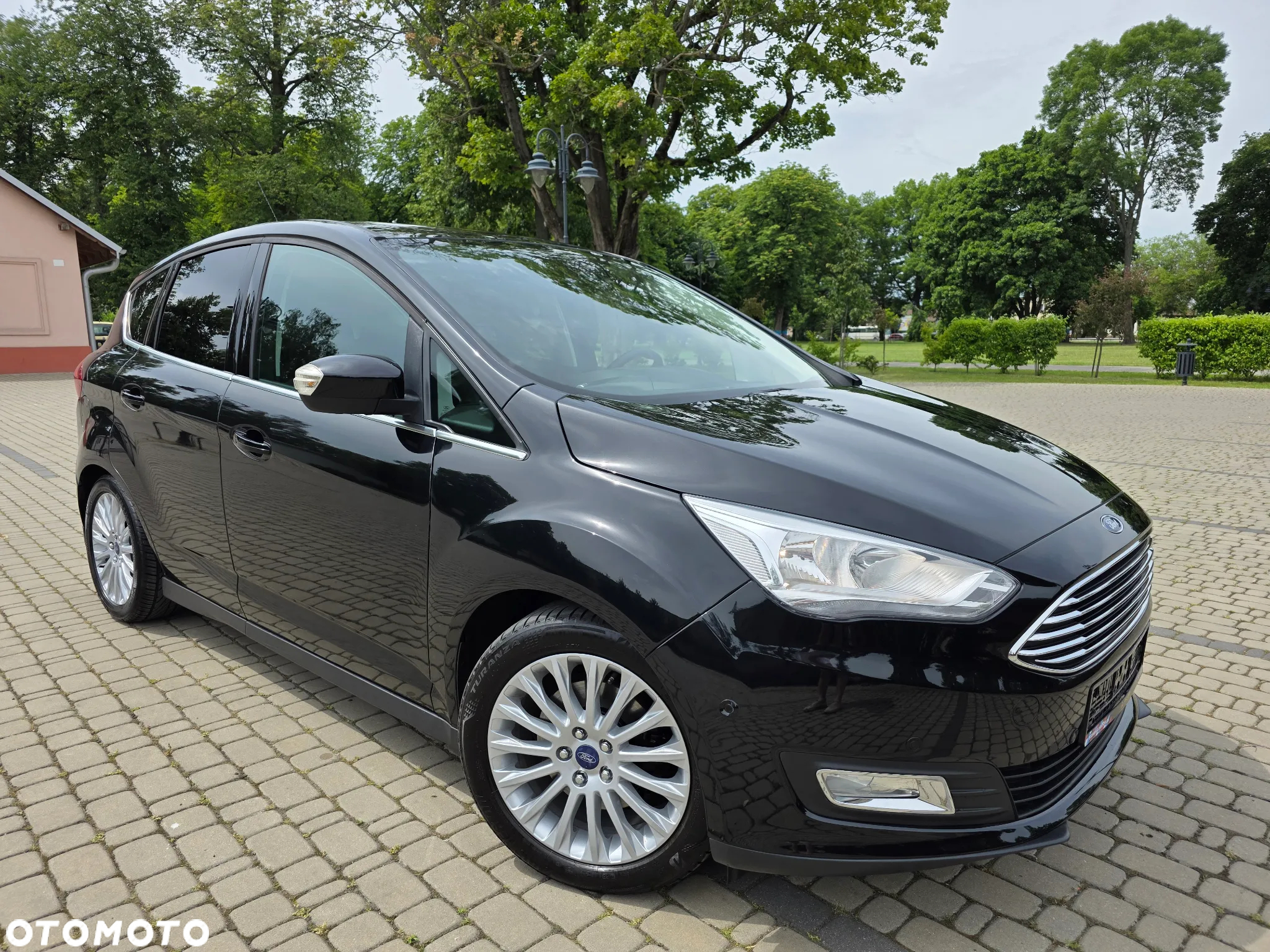 Ford C-MAX 2.0 TDCi Start-Stop-System Titanium - 2