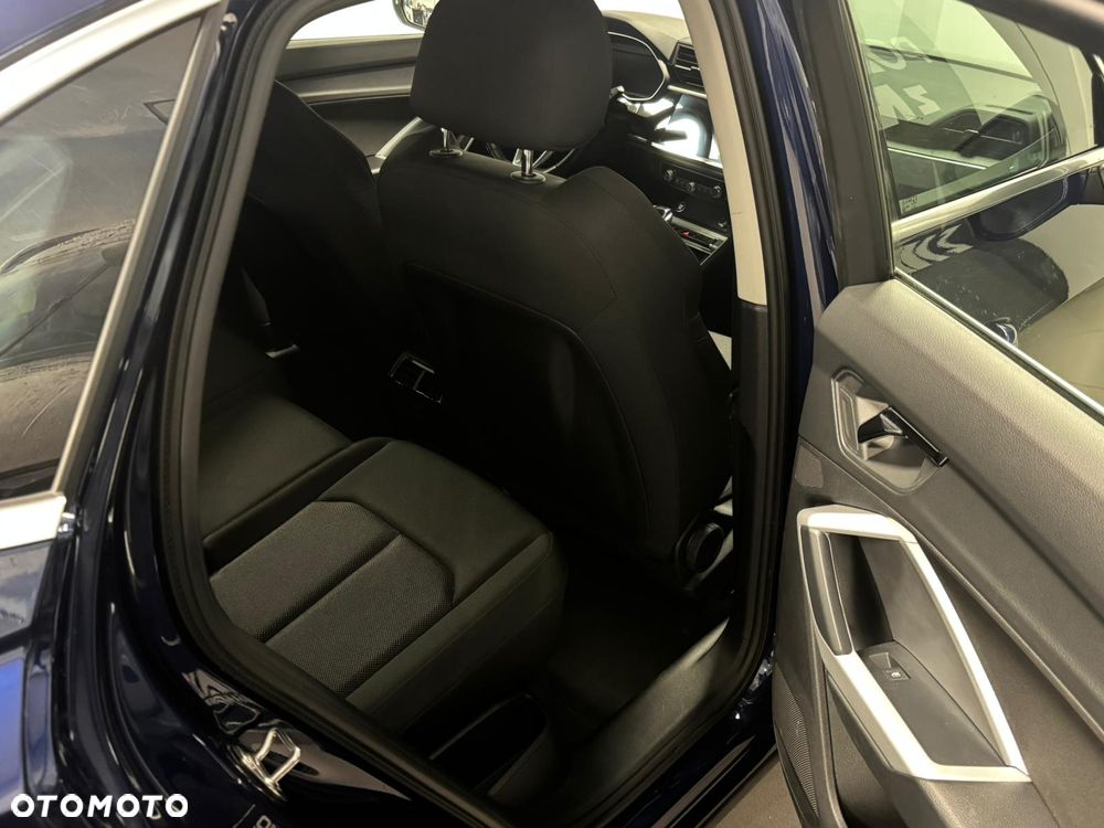 Audi Q3 35 TFSI Advanced S tronic - 12
