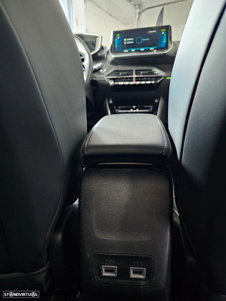 Peugeot e-208 50 kWh GT Line - 25
