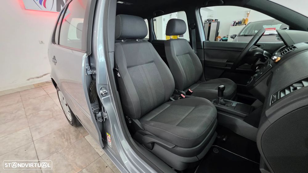 VW Polo 1.2 Trendline Pack - 18
